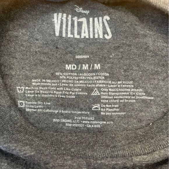 Disney Villains Graphic T Shirt Tee Shirt Womens Size Medium - Picture 4 of 5